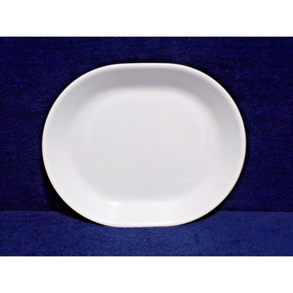 Corelle Oval White Serving Platter "Goes with all Corelle" 12" long x 10" wide
